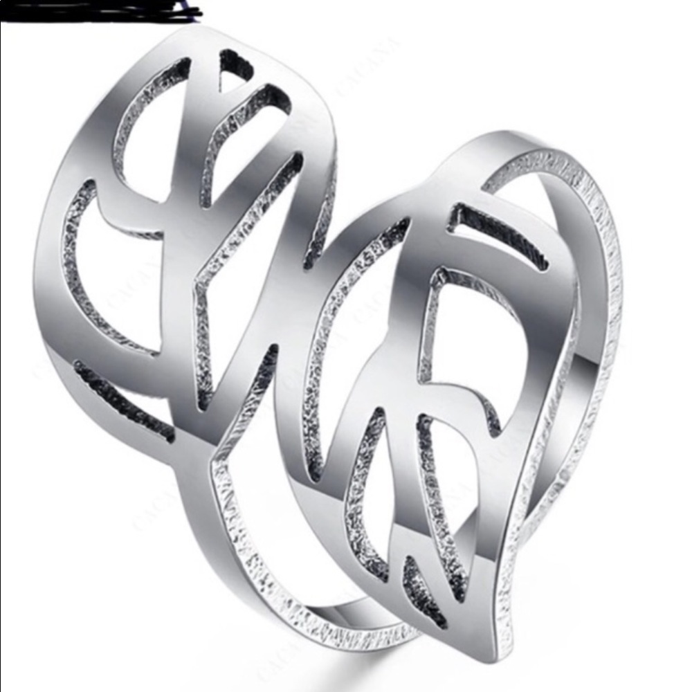 FASHION LEAF ๐ RING - Picture 5 of 9
